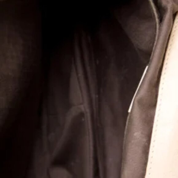 Chloé Sheepskin Vanessa Chain Shoulder Bag - Picture 6 of 8